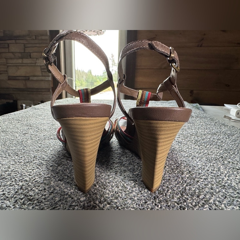 Tamaris Women's Colorful Strappy Sandals - Picture 3 of 10